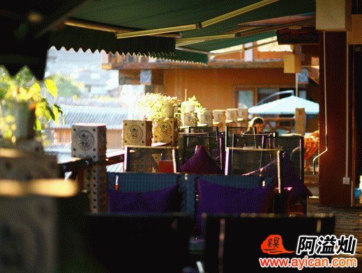 束河望云楼精品客栈