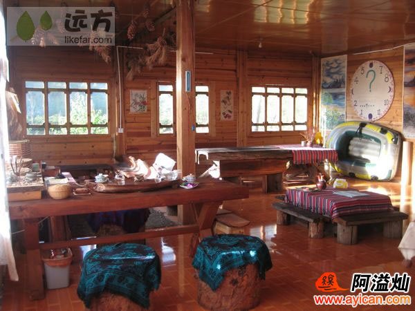 泸沽湖枫月荭日客栈