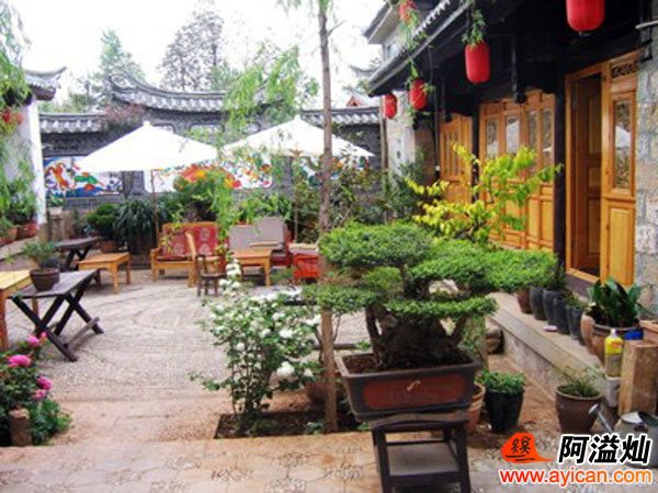 束河一束麦客栈