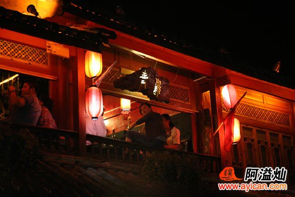 丽江青鸟咖啡酒吧