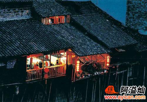 凤凰沱江人家客栈