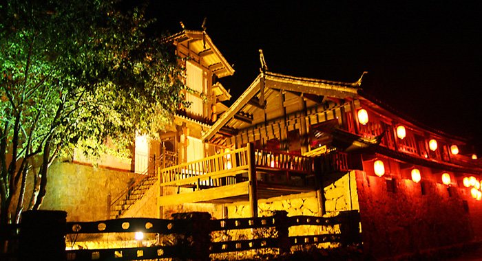 束河赛拉维客栈