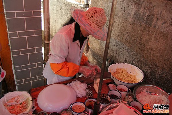 丽江美食——凉粉
