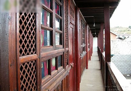 香格里拉龙行客栈