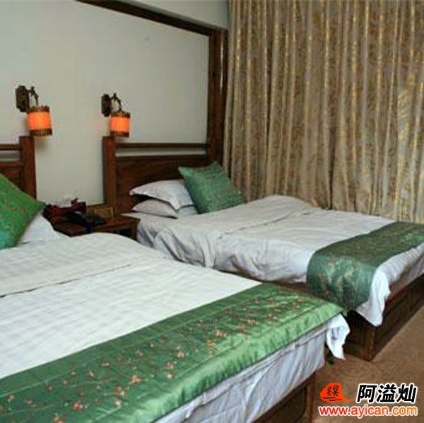 丽江山峰客栈