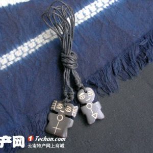 骨雕小人情侶坠
