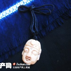骨雕头像挂坠